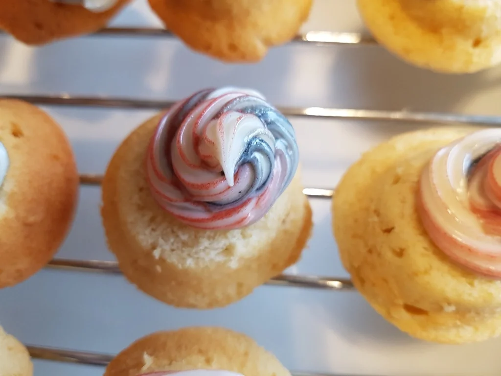 Rezept: Kleine süsse "Rührteig" Happen Bild Nr. 5027 Kleine süsse "Rührteig" Happen - Rezept - Bild Nr. 5027