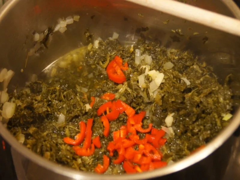 Rezept: Brauner Kohl mit geräucherter Brägenwurst und Drillingen Bild Nr. 5019 Brauner Kohl mit geräucherter Brägenwurst und Drillingen - Rezept - Bild Nr. 5019