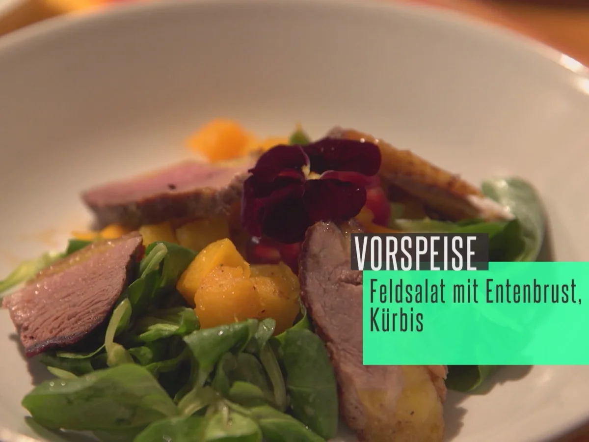 Feldsalat, Kürbis, Entenbrust an Johannisbeerdressing - Rezept - Bild Nr. 2