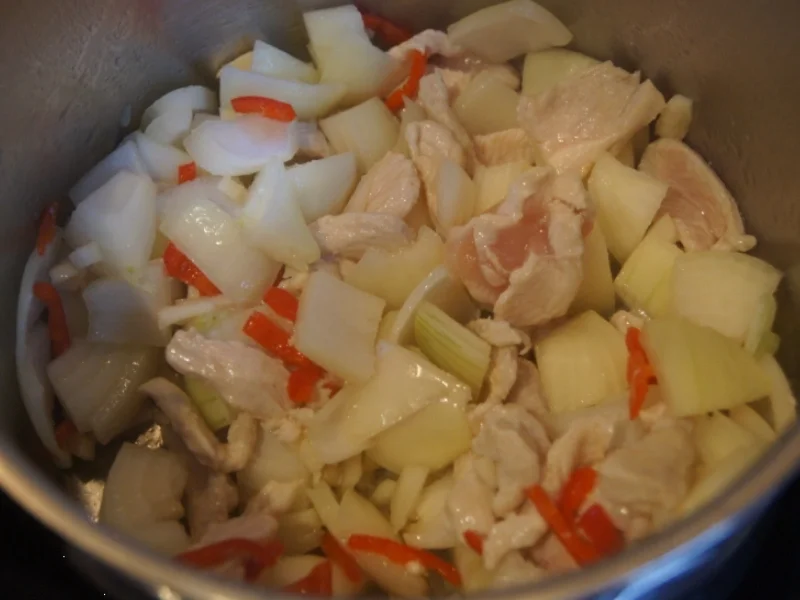 Wirsing-Gemüse-Eintopf mit Hähnchenbrustfilet - Rezept - Bild Nr. 5023