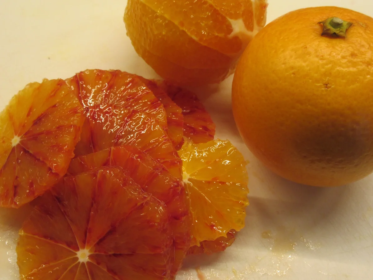 Dessert: Karamellisierte Blutorangen mit Vanillejoghurt - Rezept - Bild Nr. 5030