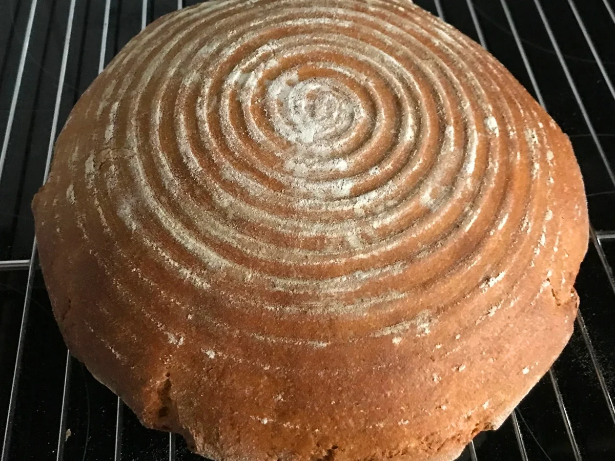 Rustikales Bauernbrot mit Sauerteig - Rezept - Bild Nr. 5094