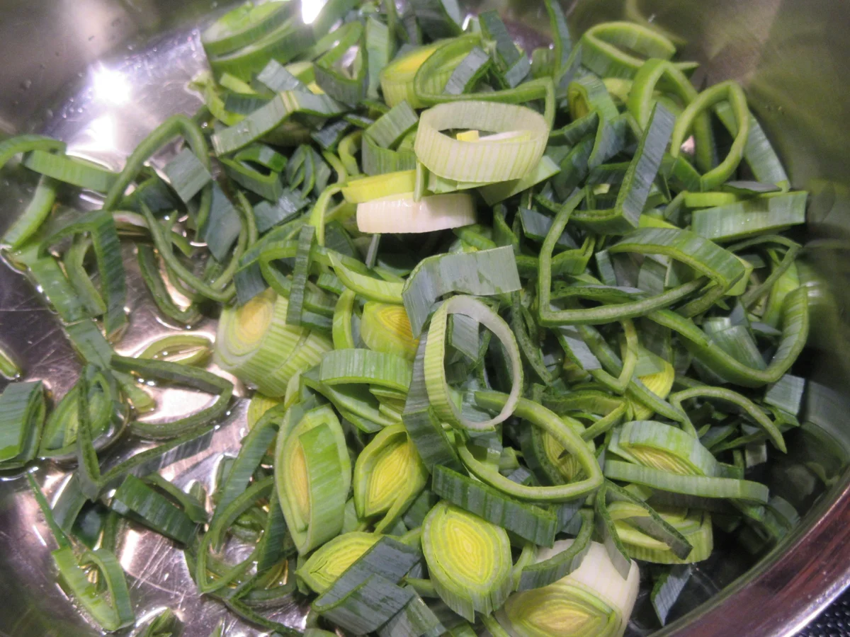 Gemüse: Feines Lauchgemüse mit Schafskäse - Rezept - Bild Nr. 5034