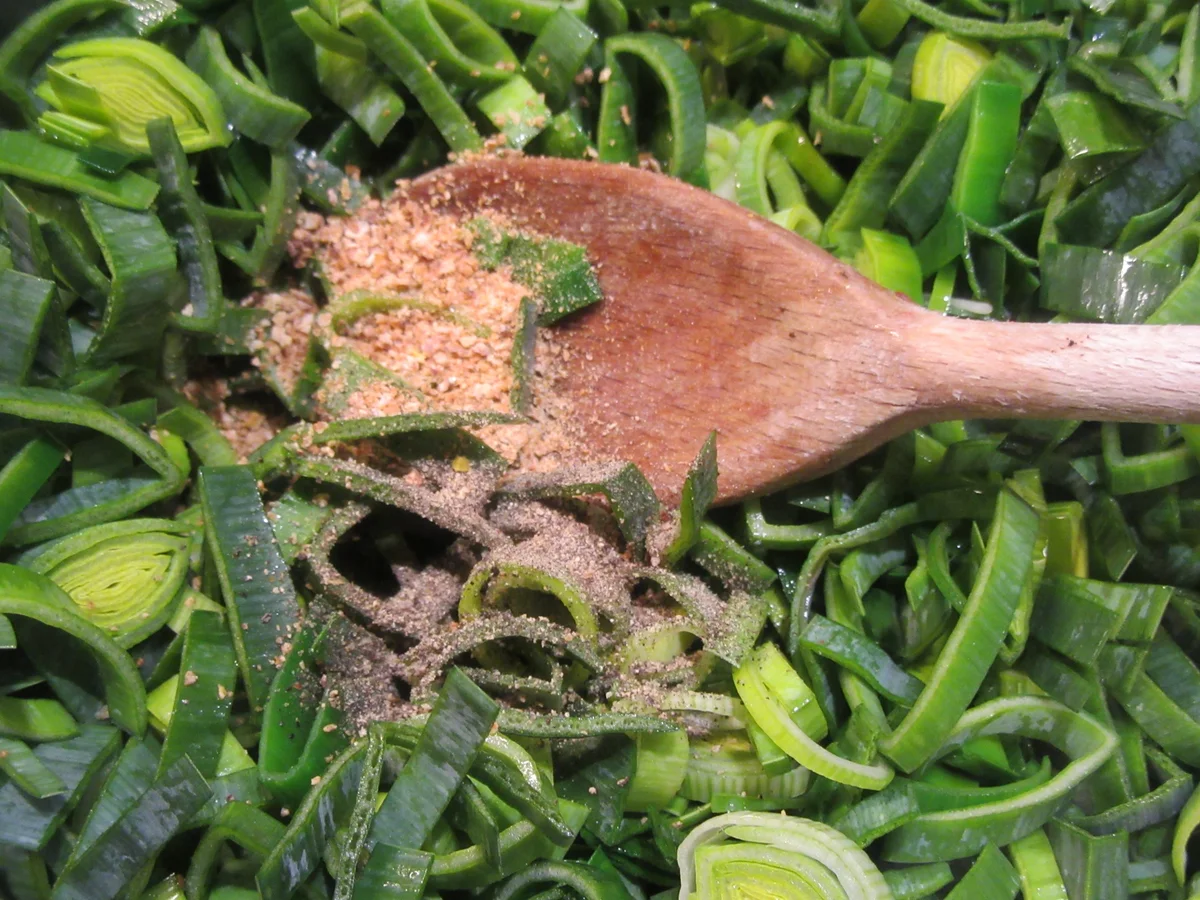 Gemüse: Feines Lauchgemüse mit Schafskäse - Rezept - Bild Nr. 5035