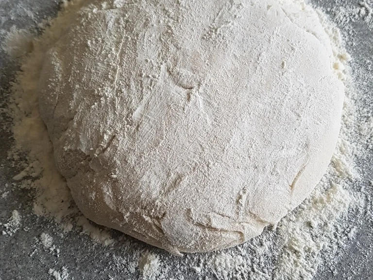 Pizza Studiooso (Pizza backen nach/mit Bilderrezept) - Rezept - Bild Nr. 5099