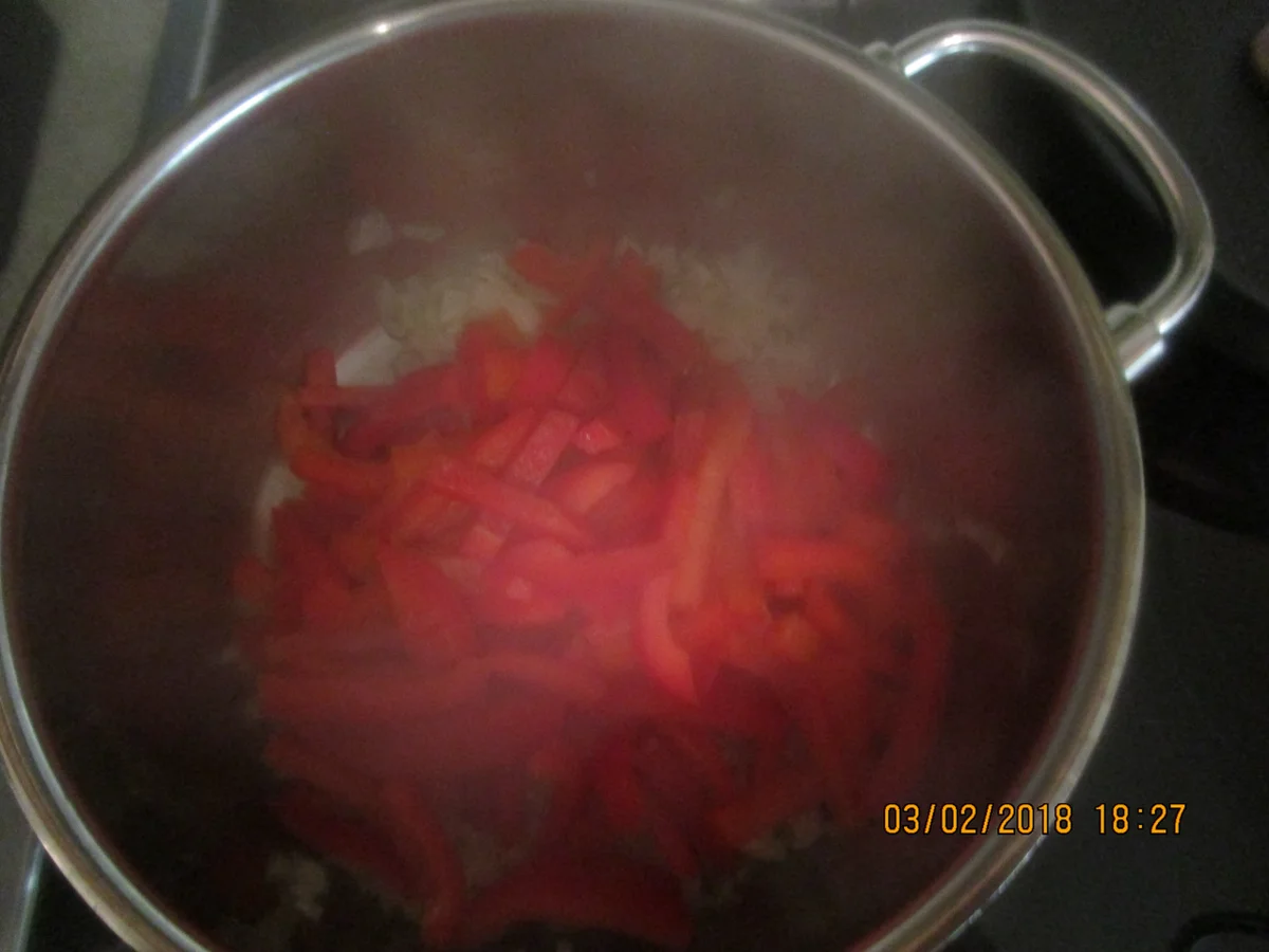 Rezept: Zanderfilet gebraten mit RAhmsauerkraut und Paprika Bild Nr. 5110 Zanderfilet gebraten mit RAhmsauerkraut und Paprika - Rezept - Bild Nr. 5110