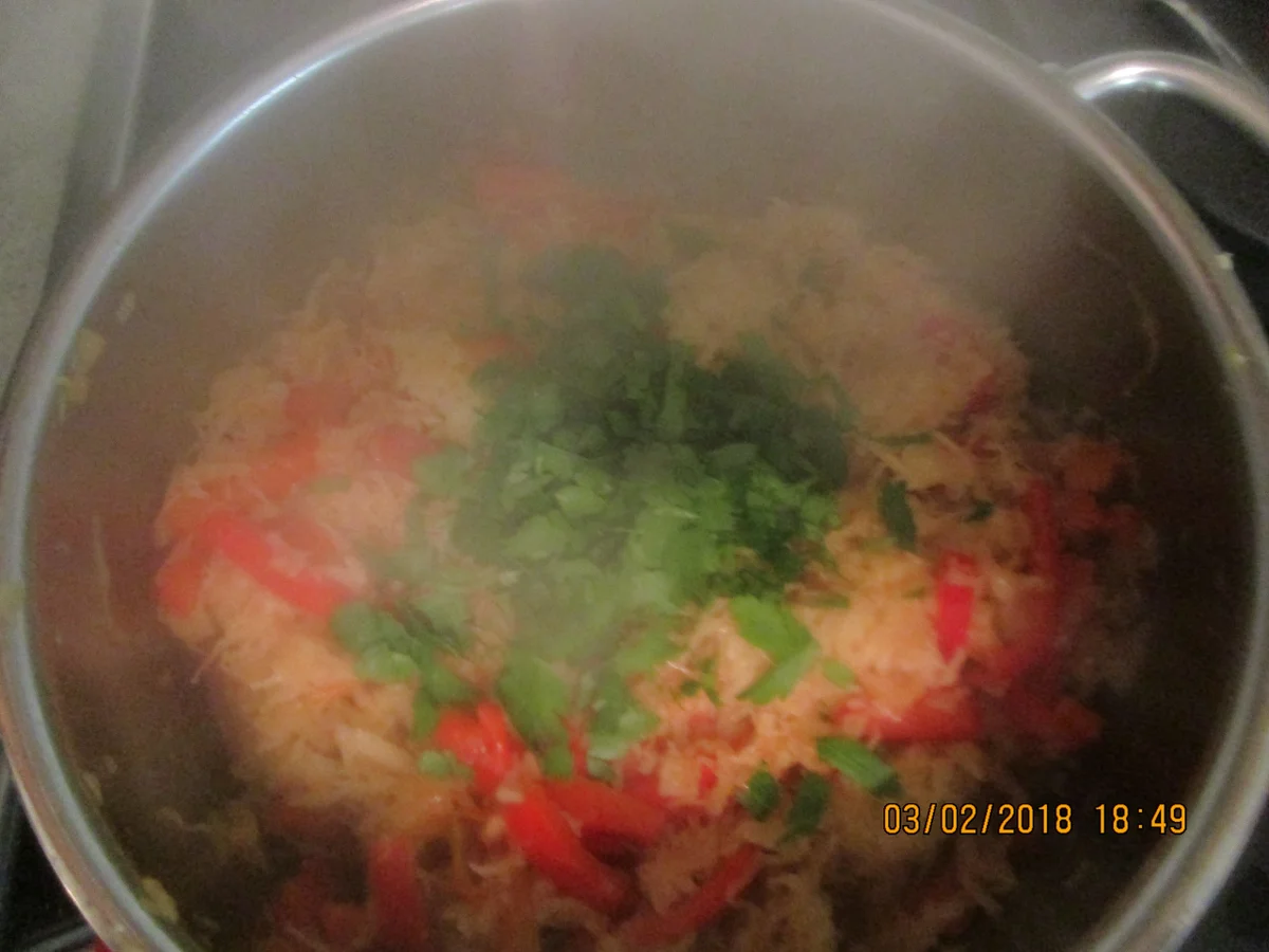 Rezept: Zanderfilet gebraten mit RAhmsauerkraut und Paprika Bild Nr. 5114 Zanderfilet gebraten mit RAhmsauerkraut und Paprika - Rezept - Bild Nr. 5114