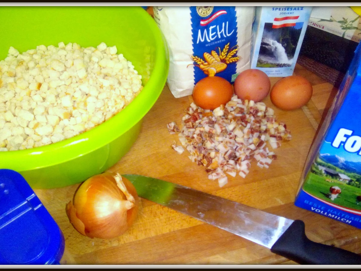 Rezept: Specknocken mit Schnittlauchbutter und Saisonsalat Bild Nr. 5101 Specknocken mit Schnittlauchbutter und Saisonsalat - Rezept - Bild Nr. 5101