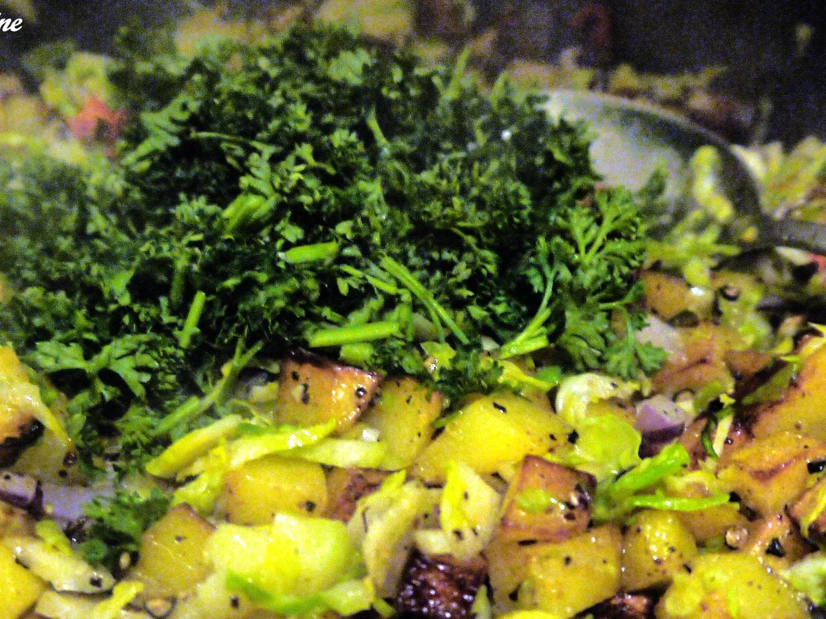 Scharfe Rosenkohl-Kartoffelpfanne - Rezept - Bild Nr. 7