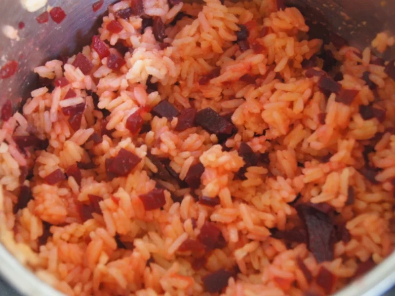 Gedämpftes Kabeljaufilet auf Spinatbett mit Sauce und roten Basmatireis - Rezept - Bild Nr. 5162