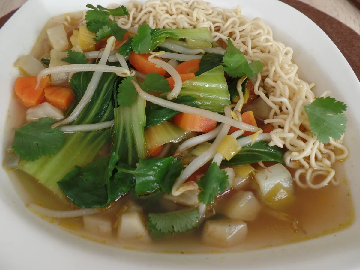 Rezept: Gemüsesuppe mit Pak Choi Bild Nr. 5146 Gemüsesuppe mit Pak Choi - Rezept - Bild Nr. 5146