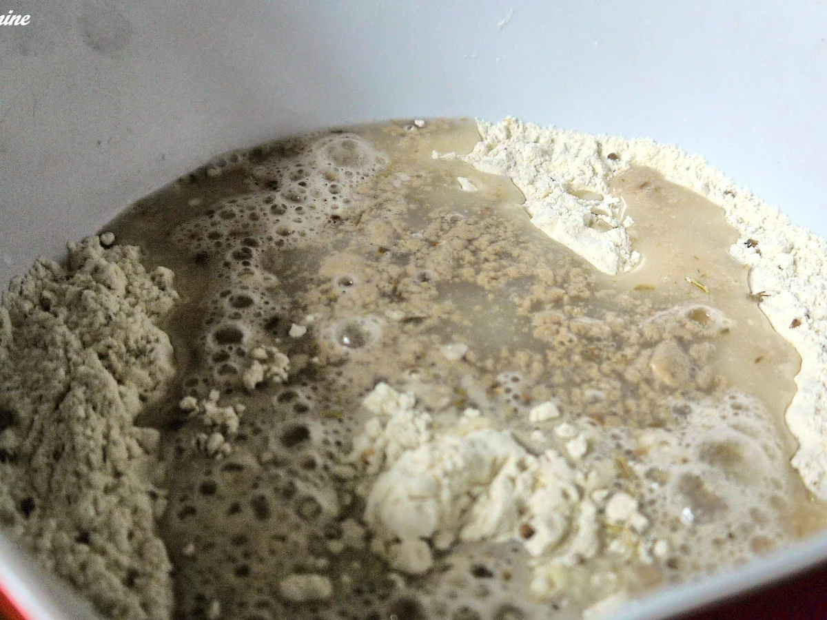 Rezept: Würziges Weissbrot Bild Nr. 5161 Würziges Weissbrot - Rezept - Bild Nr. 5161