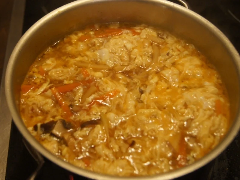 Rezept: Suppe nach Pekingart mit Eierblumen Bild Nr. 5161 Suppe nach Pekingart mit Eierblumen - Rezept - Bild Nr. 5161