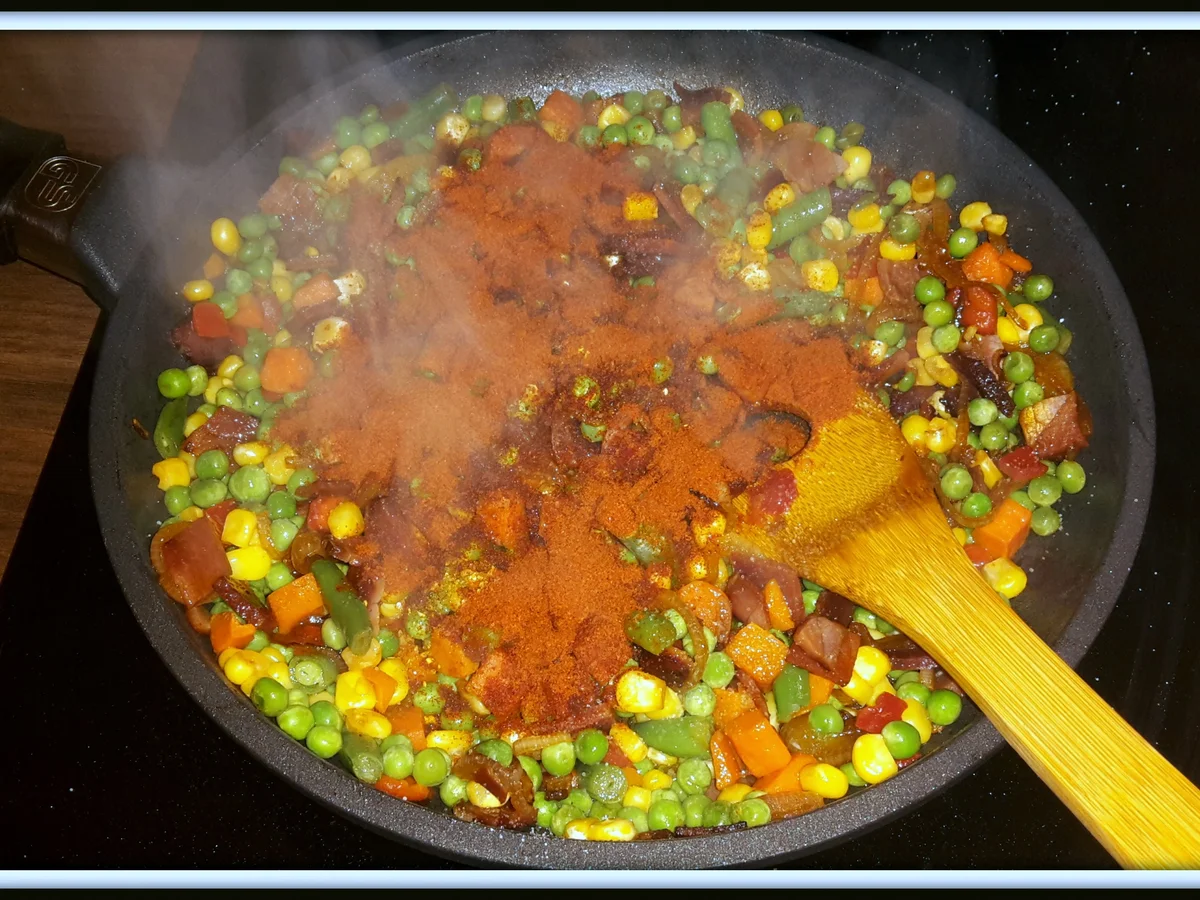 Strudel mit Speck-Gemüse-Schafskäsfüllung - Rezept - Bild Nr. 5163