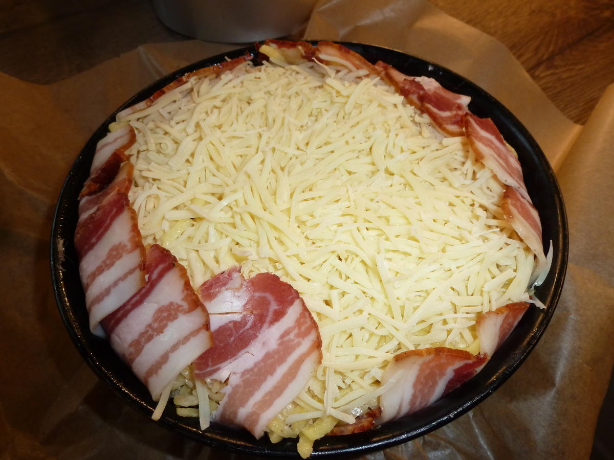 Kartoffel Hacktorte mit Speckkruste - einfach - von sTinsche