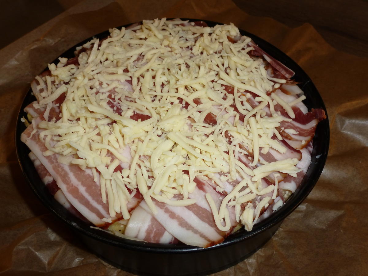 Kartoffel Hacktorte mit Speckkruste - einfach - von sTinsche