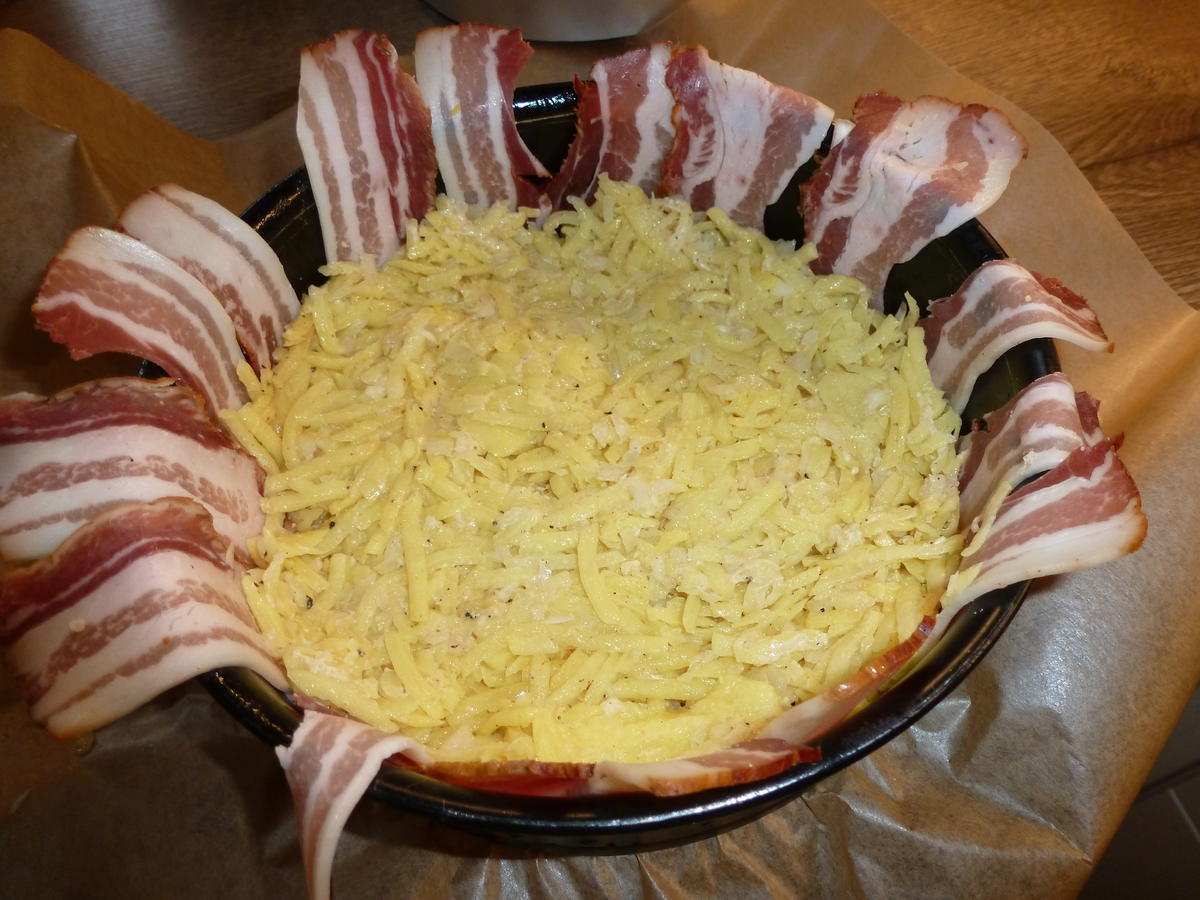 Kartoffel Hacktorte mit Speckkruste - einfach - von sTinsche