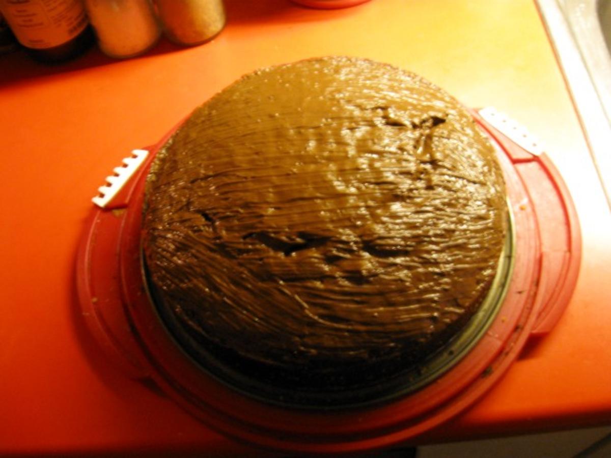 Schoko Nuss Kuchen mit Eierlikör - Rezept - Bild Nr. 5174