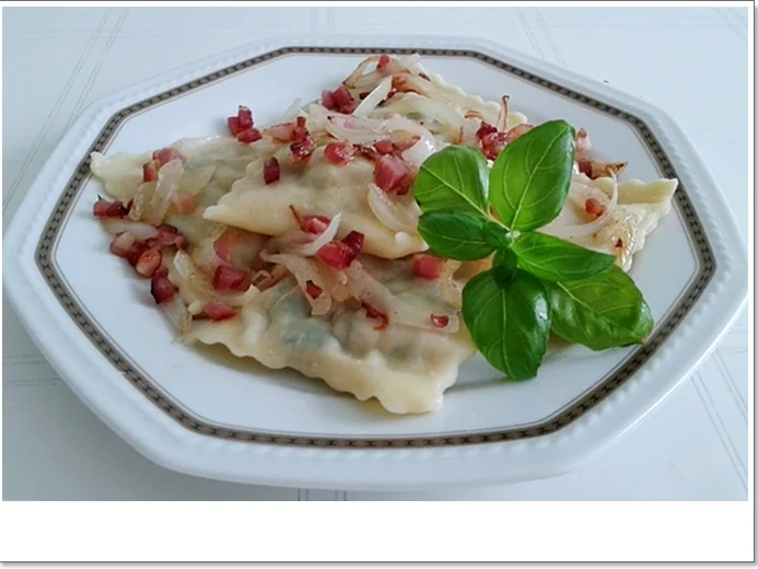Maultaschen  oder  Herrgottsbescheißerle,  nicht nur zur Fastenzeit - Rezept - Bild Nr. 5169