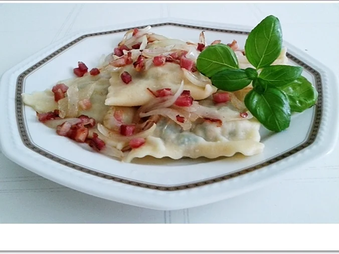 Maultaschen  oder  Herrgottsbescheißerle,  nicht nur zur Fastenzeit - Rezept - Bild Nr. 5189