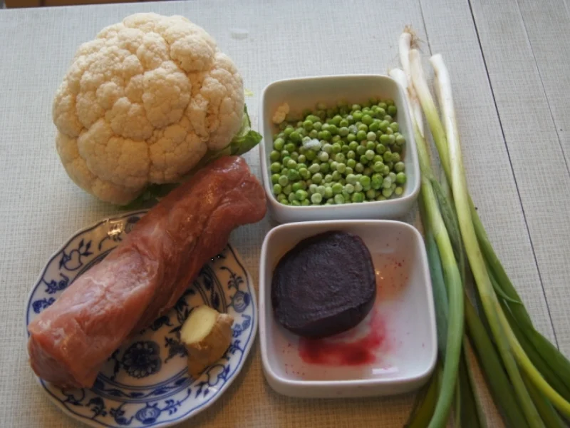 Rezept: Schweinefilet im Wok mit dreierlei Blumenkohl-Reis Bild Nr. 5176 Schweinefilet im Wok mit dreierlei Blumenkohl-Reis - Rezept - Bild Nr. 5176