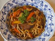 Rindfleisch mit Paprikamix und Mie-Nudeln - Rezept - Bild Nr. 5195