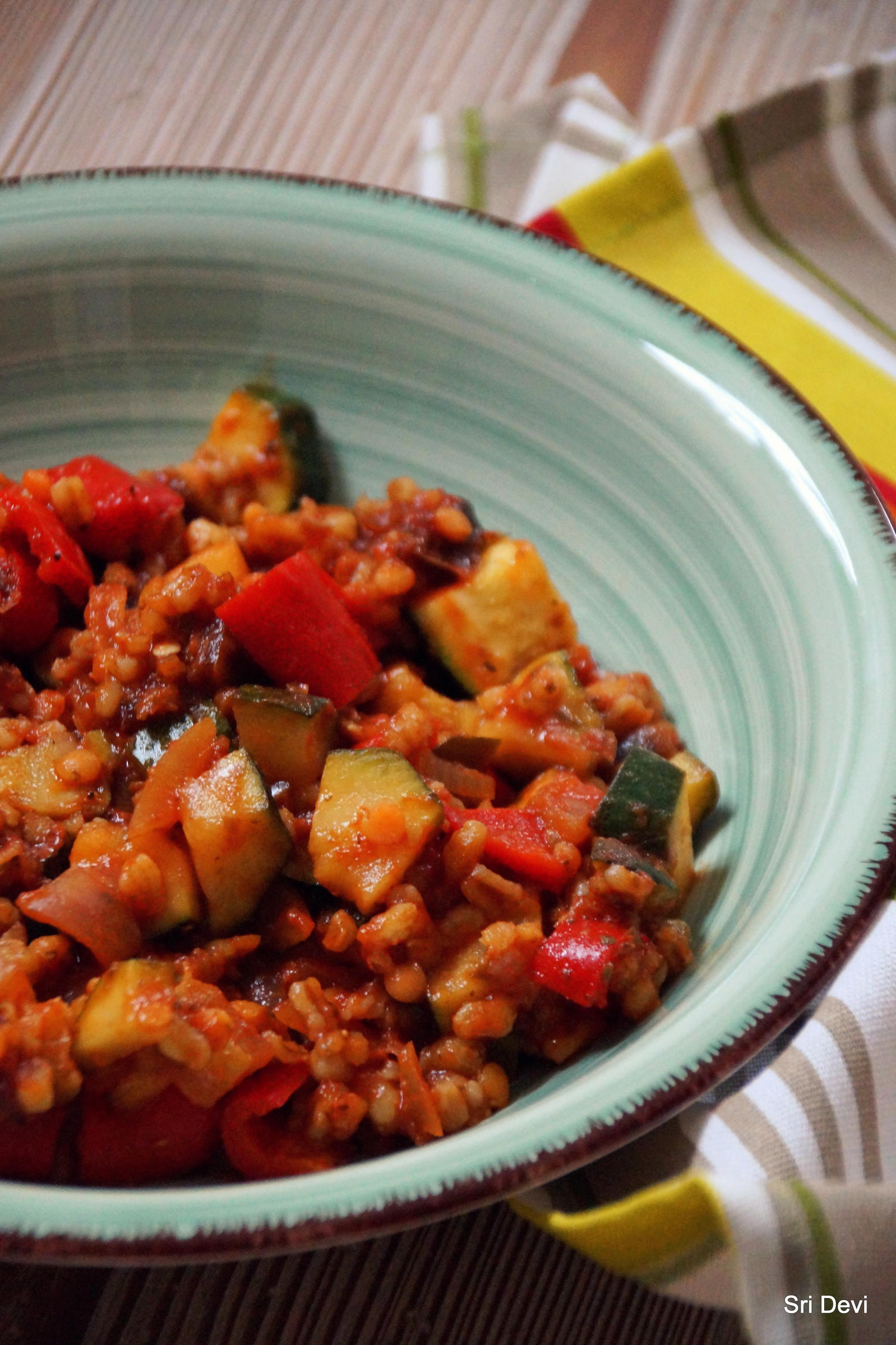 Bilder für Paprika-Zucchini-Pfanne mit Buchweizen oder Dinkel - Rezept