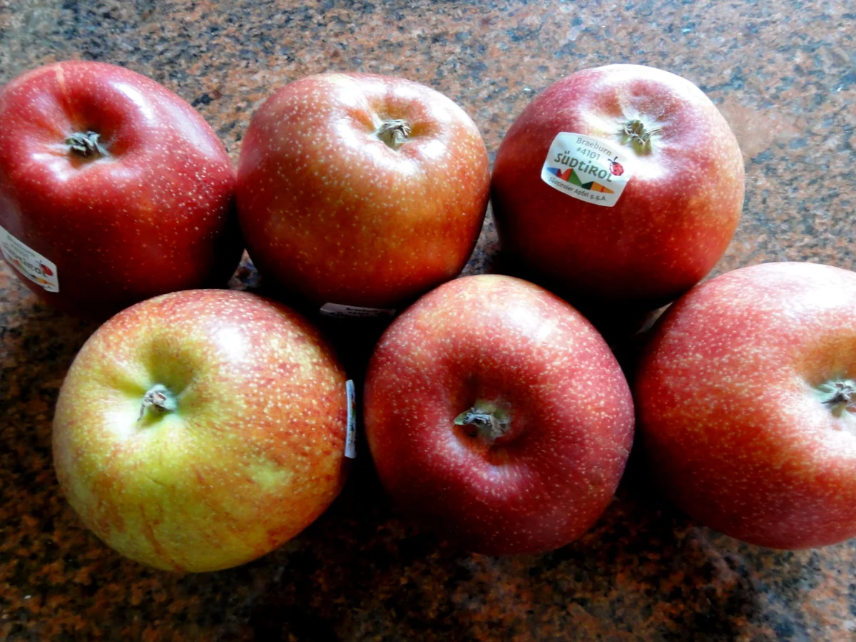 Rezept: Mürbeteig: ROSEN ~ KUCHEN zum Valentinstag Bild Nr. 5205 Mürbeteig: ROSEN ~ KUCHEN zum Valentinstag - Rezept - Bild Nr. 5205