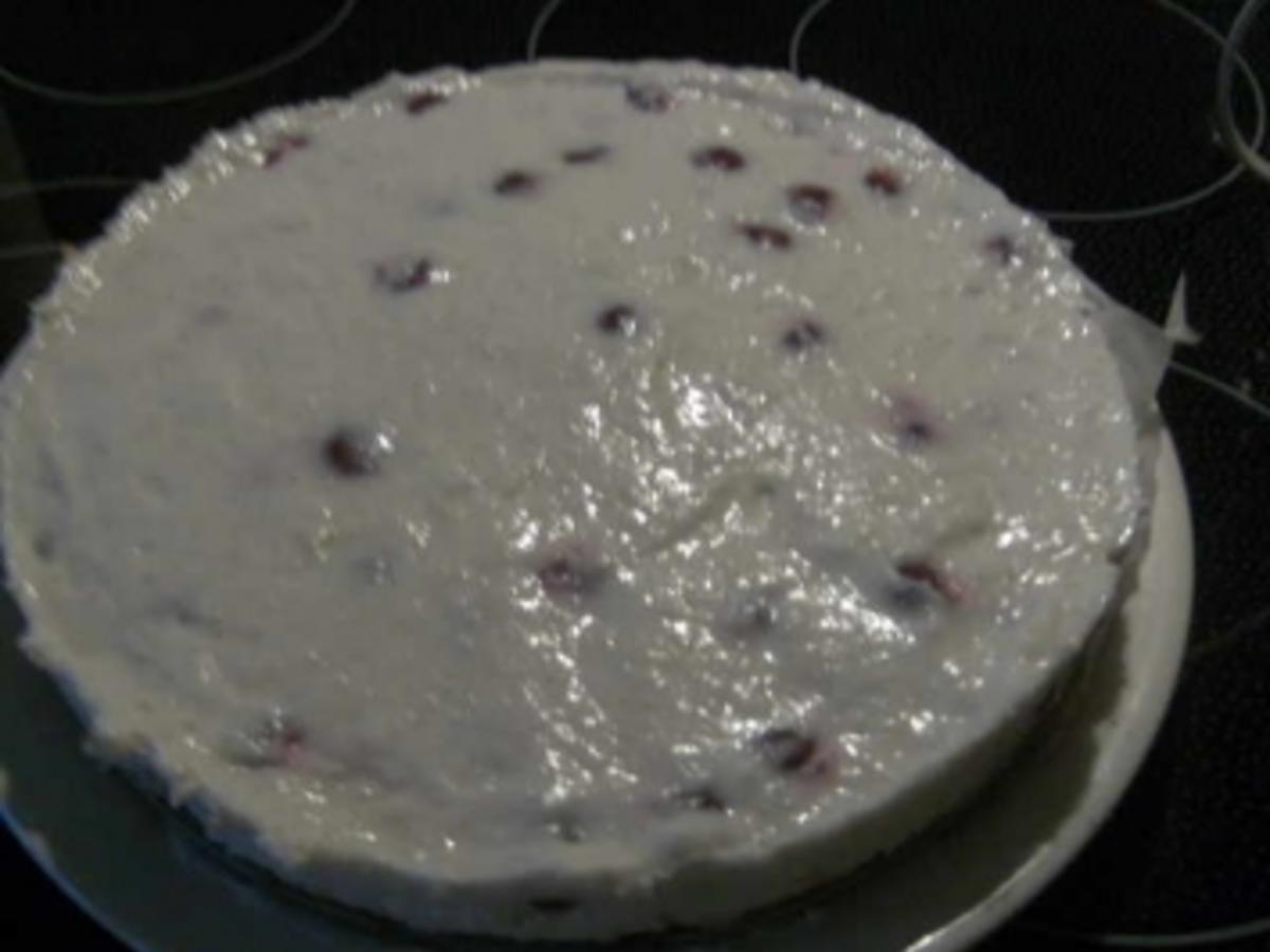 Joghurt-Kirsch-Torte - Rezept mit Bild - kochbar.de