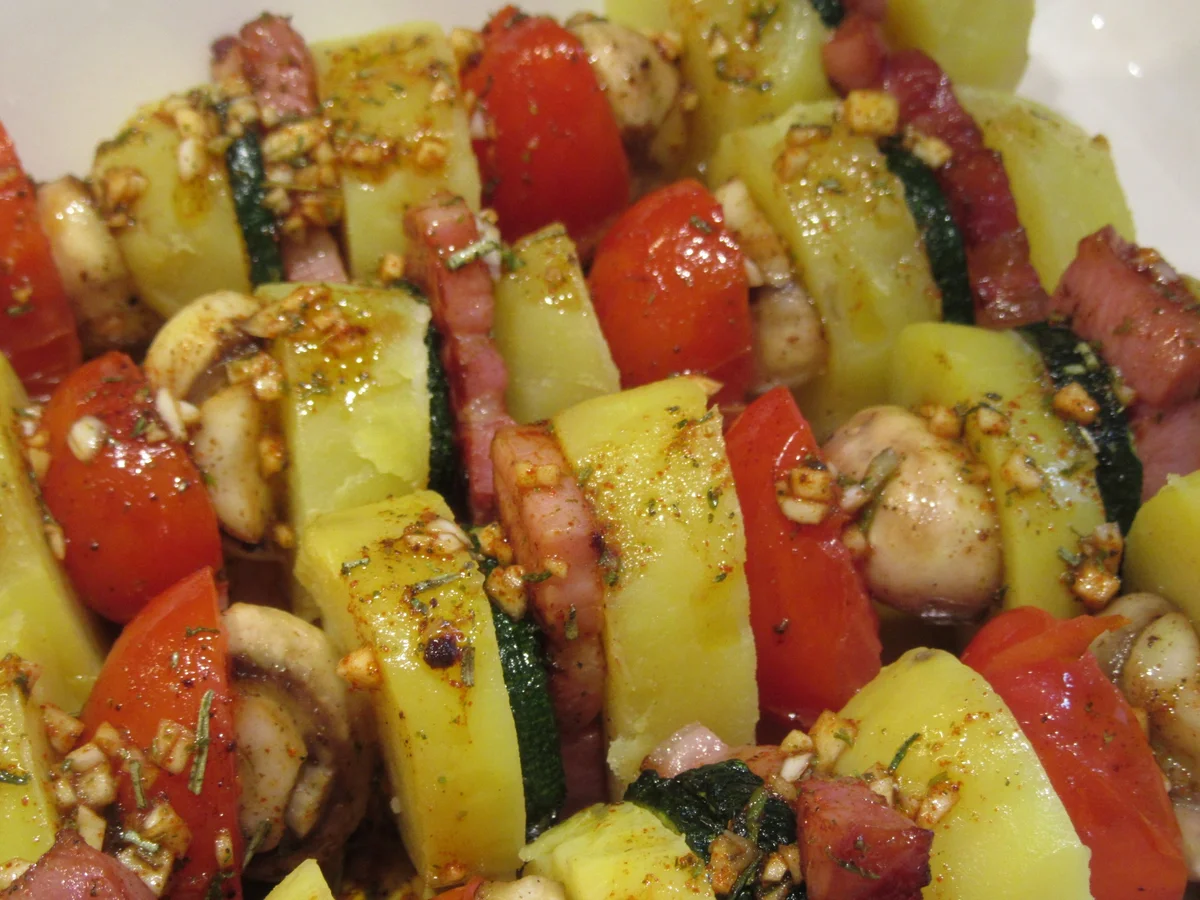 Rezept: Kartoffeln: Kartoffelspieße mit Knusperzwiebeln Bild Nr. 5206 Kartoffeln: Kartoffelspieße mit Knusperzwiebeln - Rezept - Bild Nr. 5206