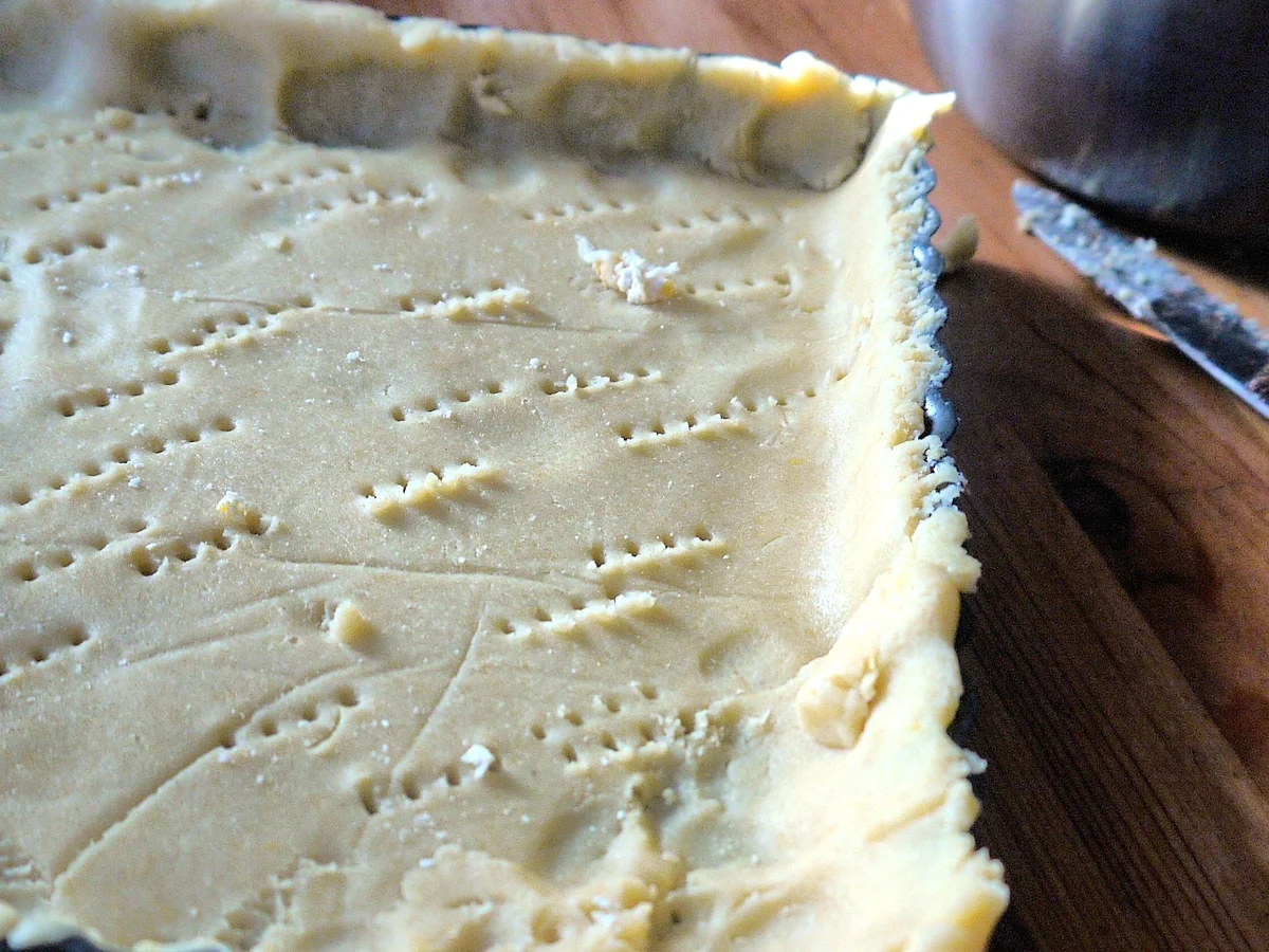 Rosenkohltarte mit karamellisierten Möhrchen - Rezept - Bild Nr. 6