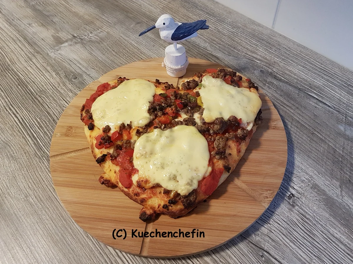 Valentinstags Pizza - Rezept - Bild Nr. 5201