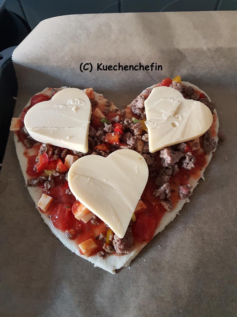 Valentinstags Pizza - Rezept - Bild Nr. 5217