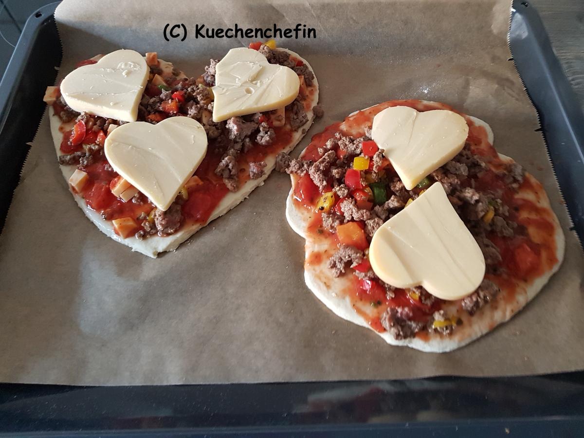 Valentinstags Pizza - Rezept - Bild Nr. 5218