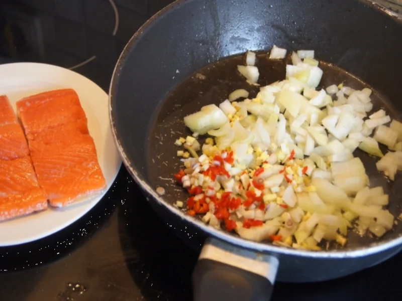 Wildlachsfilet auf herzhaften Wirsingbett - Rezept - Bild Nr. 5215