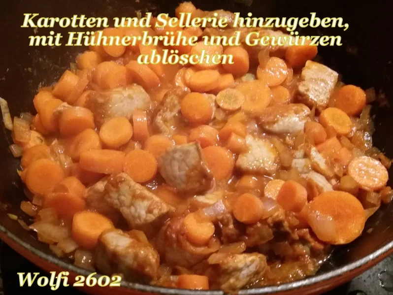 > Schwein < Gulasch im Eisentopf geschmort - Rezept - Bild Nr. 5216