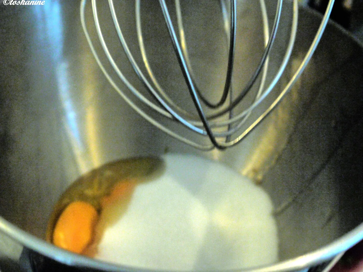 Beschwipste Brownies american style mit Himbeercoulis - Rezept - Bild Nr. 6