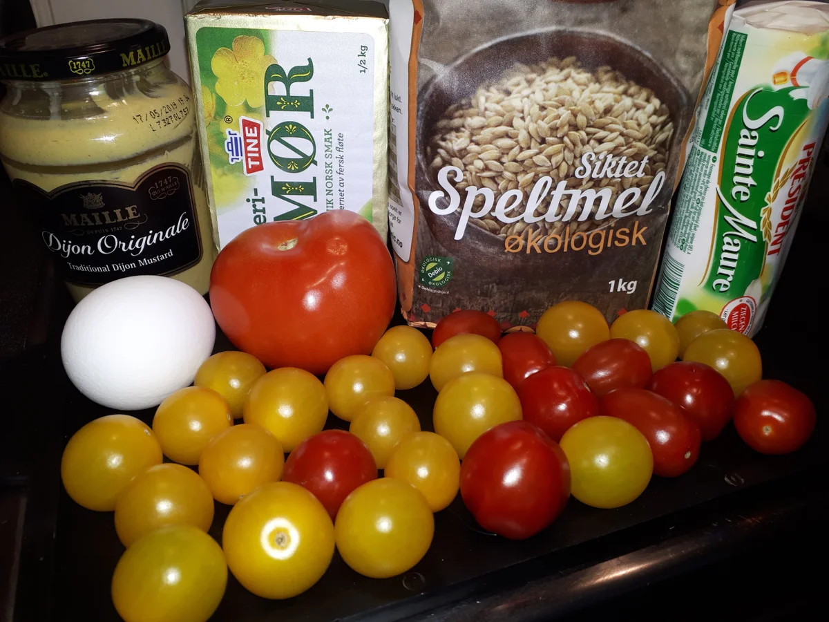 Rezept: BiNe` S TOMATENTARTE MIT ZIEGENKÄSE Bild Nr. 5217 BiNe` S TOMATENTARTE MIT ZIEGENKÄSE - Rezept - Bild Nr. 5217