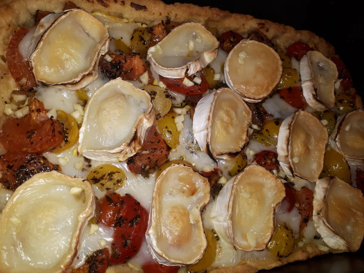 Rezept: BiNe` S TOMATENTARTE MIT ZIEGENKÄSE Bild Nr. 5216 BiNe` S TOMATENTARTE MIT ZIEGENKÄSE - Rezept - Bild Nr. 5216