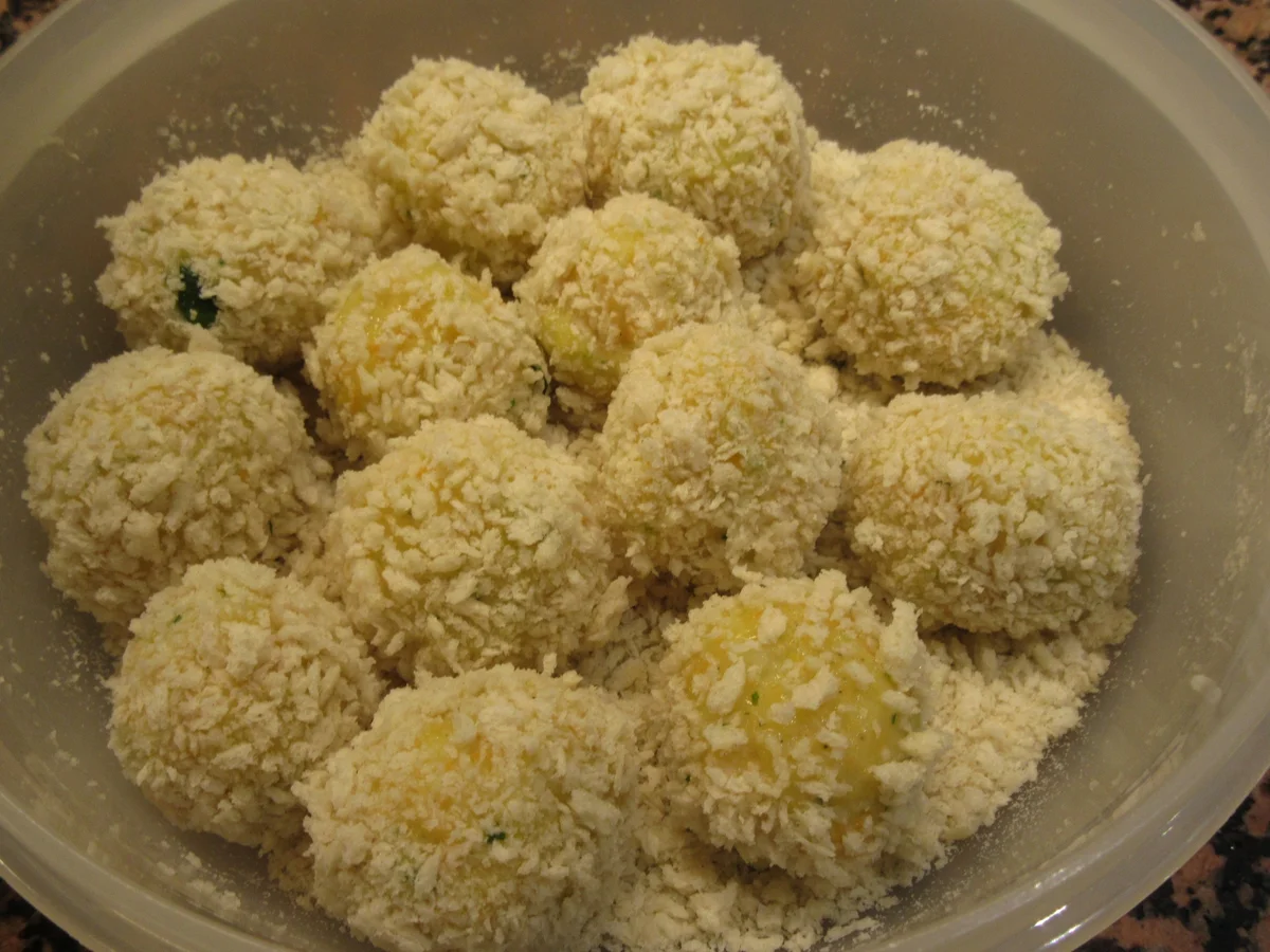 Knödel: Kleine Gemüseknödel - Rezept - Bild Nr. 5219