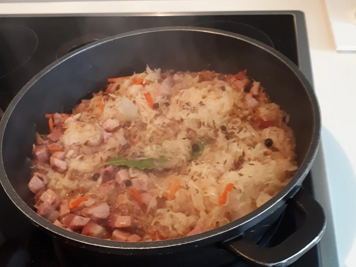 Kraut-Krapfen mit Salatbeilage - Rezept - Bild Nr. 5225