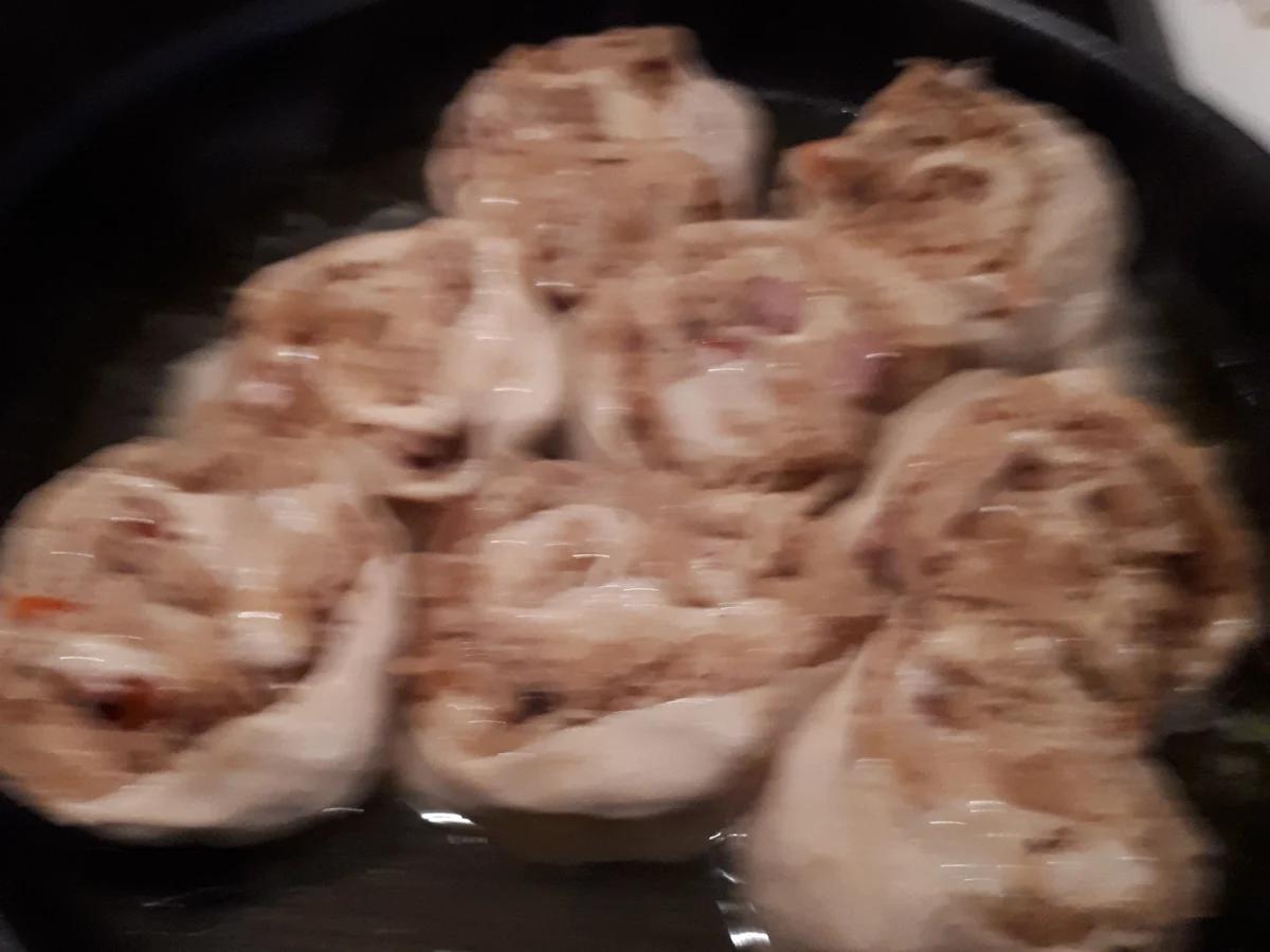 Kraut-Krapfen mit Salatbeilage - Rezept - Bild Nr. 5231