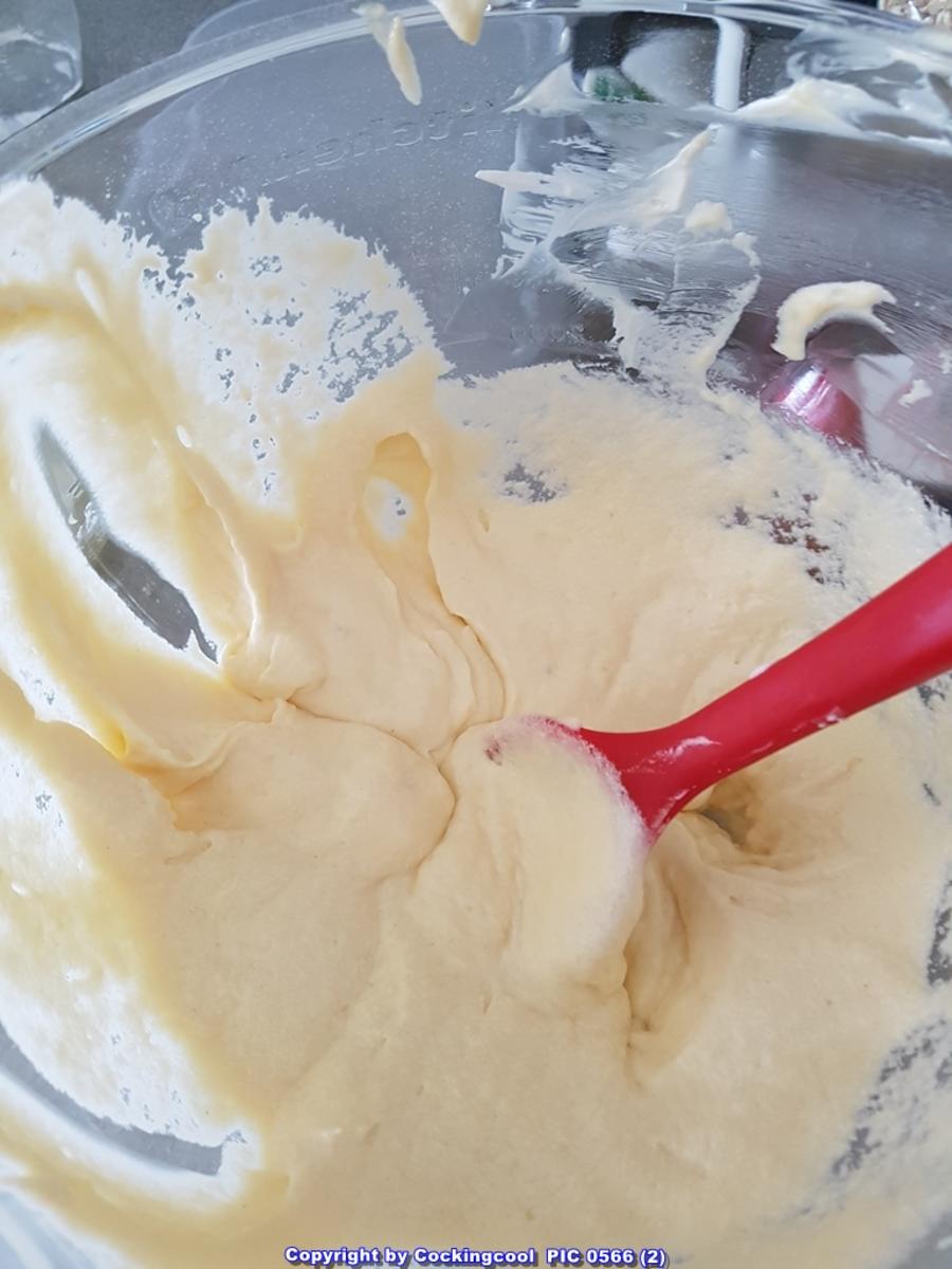 Joghurt Creme Teilchen (zuerst gestockt und dann gebacken) - Rezept - Bild Nr. 5215