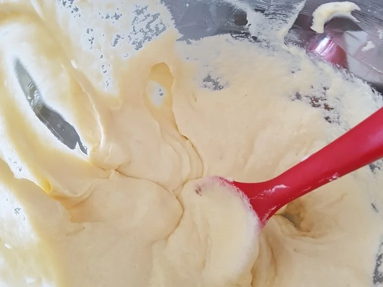 Joghurt Creme Teilchen (zuerst gestockt und dann gebacken) - Rezept - Bild Nr. 5215