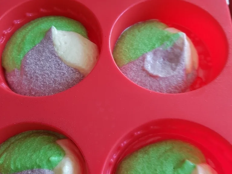 Joghurt Creme Teilchen (zuerst gestockt und dann gebacken) - Rezept - Bild Nr. 5216