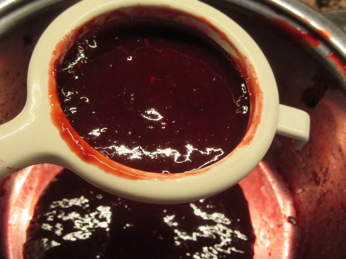 Rezept: Knödel: W.A.M.-Knödel Bild Nr. 5242 Knödel: W.A.M.-Knödel - Rezept - Bild Nr. 5242