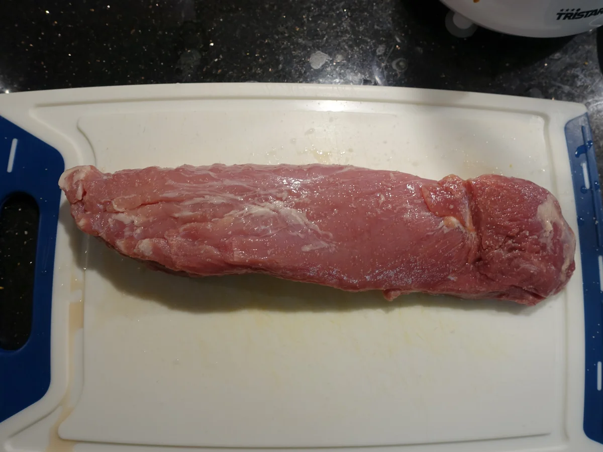 Schweinefilet im Teig mit Philadelphia und Pistazien mit glasierten Karotten - Rezept - Bild Nr. 5238