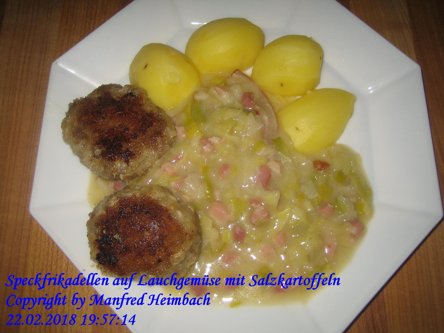Fleisch – Speckfrikadellen auf Lauchgemüse mit Salzkartoffeln - Rezept ...