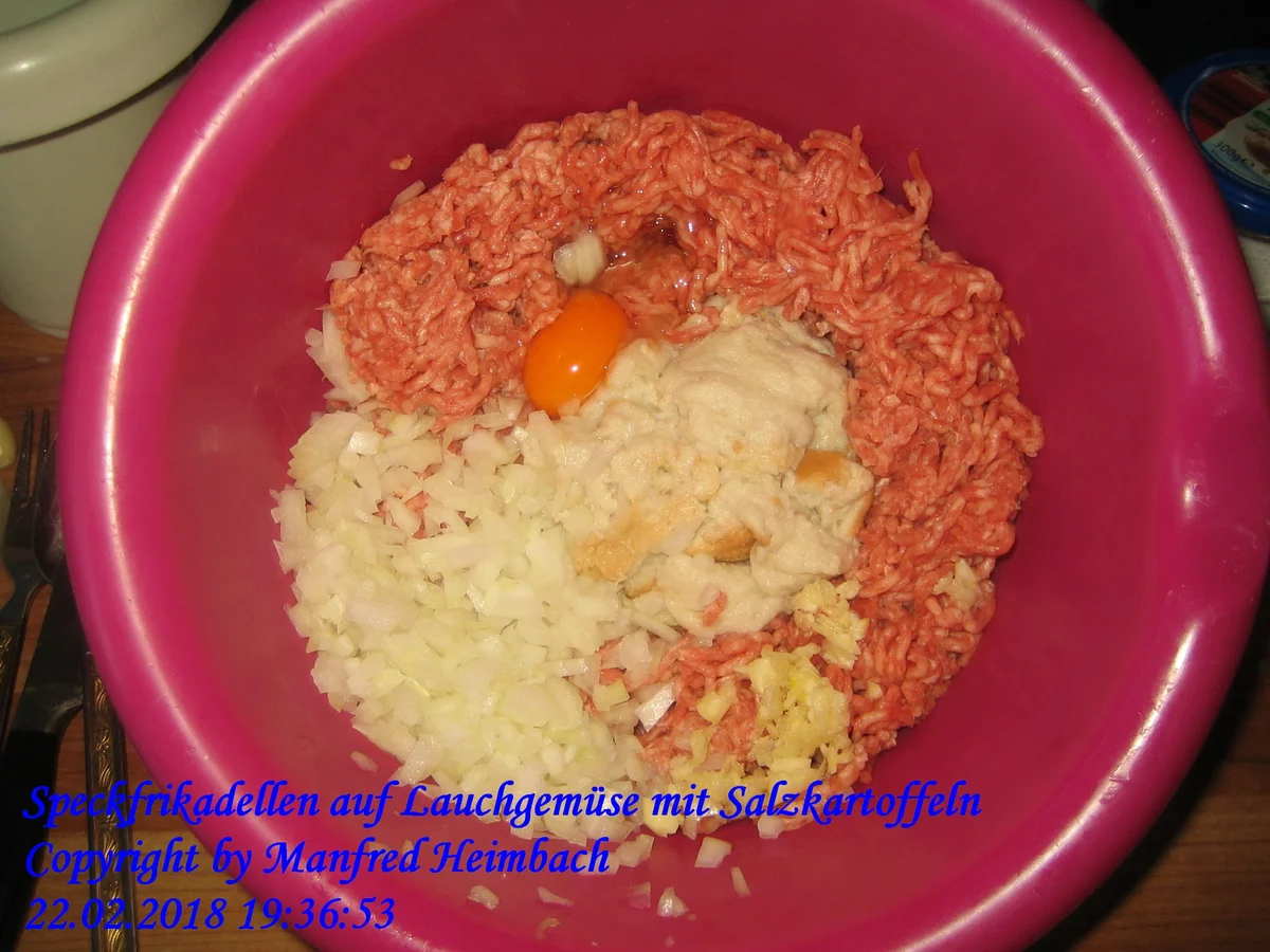 Fleisch – Speckfrikadellen auf Lauchgemüse mit Salzkartoffeln - Rezept - Bild Nr. 5250