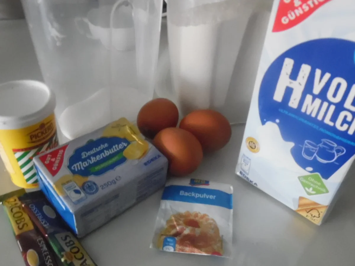 Rezept: "Sponge"-Cup-Cakes mit Espresso Bild Nr. 15 "Sponge"-Cup-Cakes mit Espresso - Rezept - Bild Nr. 15